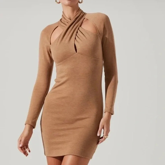 NWT ASTR Dress Long Sleeve Wrap Neck Cutout Knit Mini Tan Size XL - Picture 7 of 7
